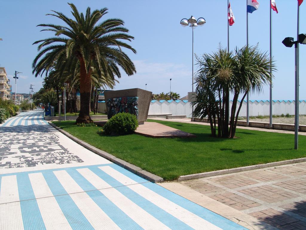 Hotel Acqua Marina Albissola Marina Luaran gambar