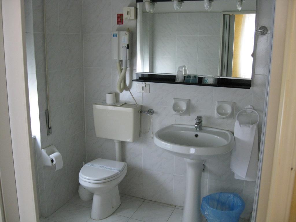 Hotel Acqua Marina Albissola Marina Luaran gambar